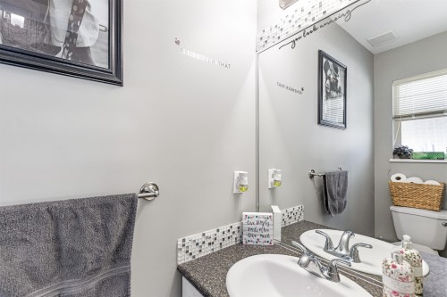 5-22980 Abernethy Lane, Maple Ridge, BC - Indoor Photo Showing Bathroom