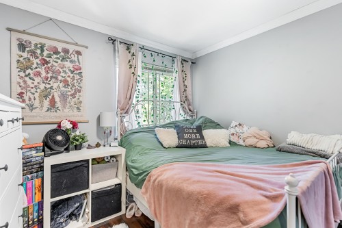 5-22980 Abernethy Lane, Maple Ridge, BC - Indoor Photo Showing Bedroom