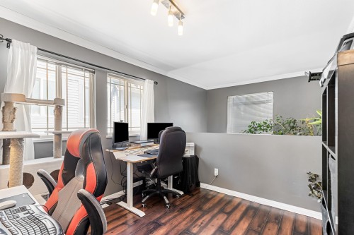 5-22980 Abernethy Lane, Maple Ridge, BC - Indoor Photo Showing Other Room