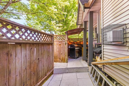 5-22980 Abernethy Lane, Maple Ridge, BC - Outdoor With Exterior