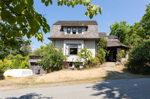 4987 Connaught Drive, Vancouver, BC - Outdoor