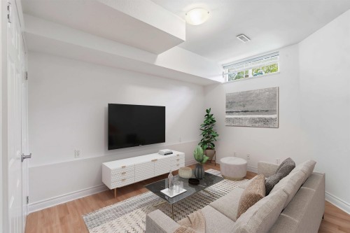 8433 Jellicoe Street, Vancouver, BC - Indoor