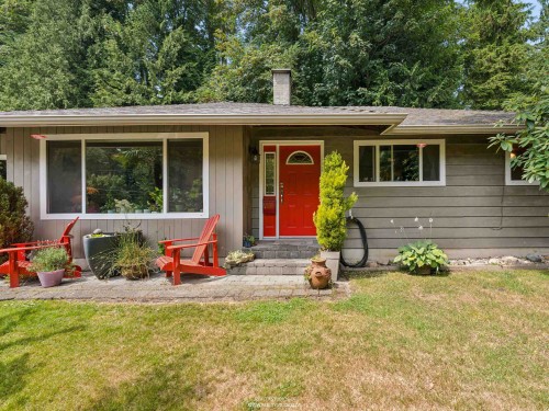 1525 Avonlynn Crescent, North Vancouver, BC - Outdoor