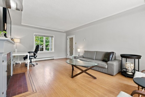 5809 Granville Street, Vancouver, BC - Indoor Photo Showing Living Room