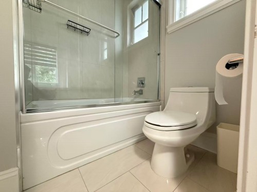 6820 Mayflower Drive, Richmond, BC - Indoor Photo Showing Bathroom