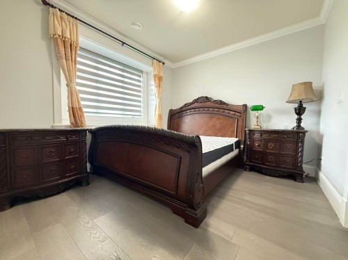 6820 Mayflower Drive, Richmond, BC - Indoor Photo Showing Bedroom