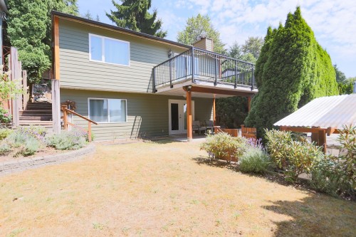 743 Appleyard Court  Port Moody, BC V3H 3X1