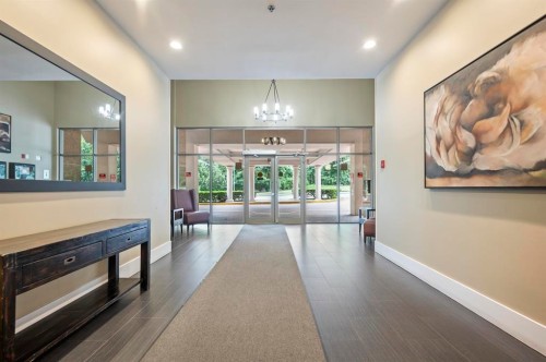 101-3070 Guildford Way, Coquitlam, BC - Indoor Photo Showing Other Room