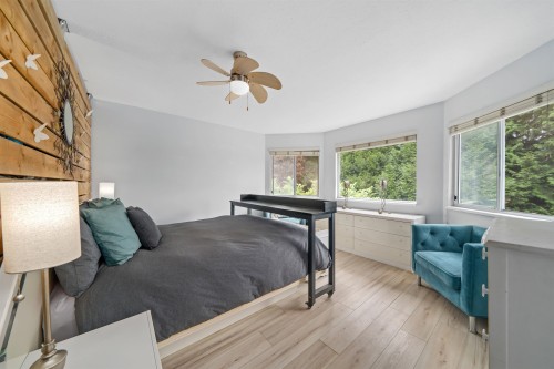20240 121 Avenue, Maple Ridge, BC - Indoor Photo Showing Bedroom
