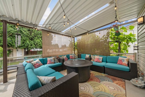 20240 121 Avenue, Maple Ridge, BC - Outdoor With Deck Patio Veranda With Exterior