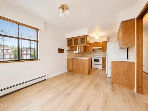 3292 43Rd Avenue E, Vancouver, BC - Indoor Photo Showing Kitchen