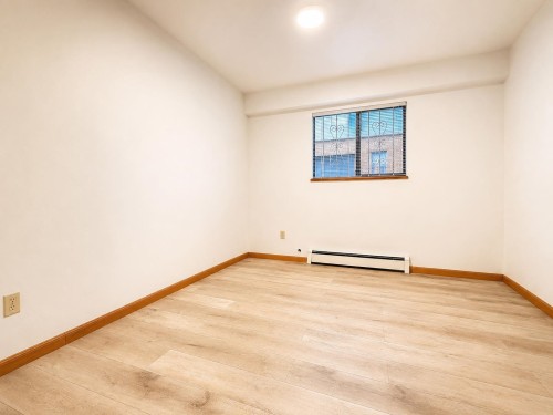 3292 43Rd Avenue E, Vancouver, BC - Indoor Photo Showing Other Room