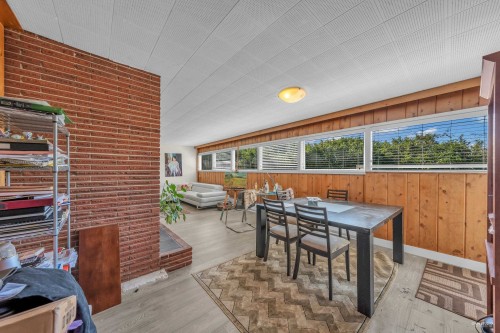 1230 Queens Avenue, West Vancouver, BC - Outdoor With Deck Patio Veranda With Exterior