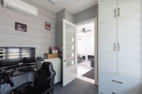 1342 60Th Avenue E, Vancouver, BC - Indoor Photo Showing Office
