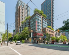 2206-788 Richards Street  Vancouver, BC V6B 0C7