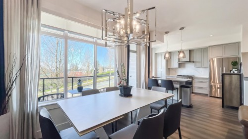 2-3535 Princeton Avenue  Coquitlam, BC V3E 0P1