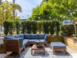 103-2121 5th Avenue W Vancouver, BC V6K 1S1