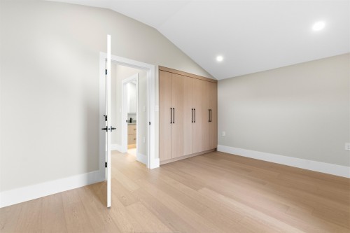 2-1826 2Nd Avenue E, Vancouver, BC - Indoor Photo Showing Other Room