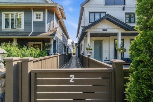2-1826 2Nd Avenue E, Vancouver, BC - Outdoor