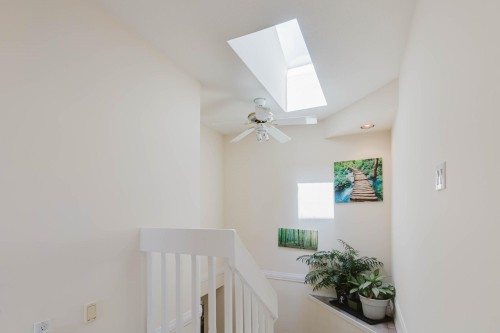 1565 Bramble Lane, Coquitlam, BC - Indoor Photo Showing Other Room