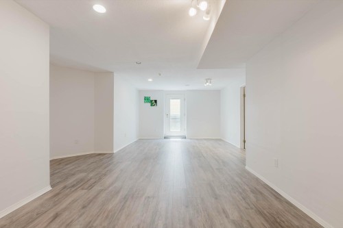1565 Bramble Lane, Coquitlam, BC - Indoor Photo Showing Other Room