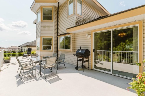 1565 Bramble Lane, Coquitlam, BC - Outdoor With Deck Patio Veranda With Exterior
