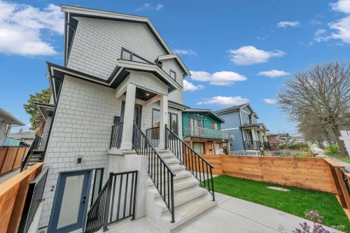 2715 Cheyenne Avenue, Vancouver, BC - Outdoor With Deck Patio Veranda
