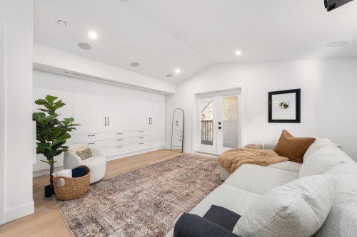 1220 11Th Avenue E, Vancouver, BC - Indoor