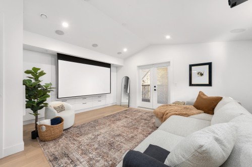1220 11Th Avenue E, Vancouver, BC - Indoor