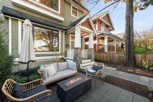 1220 11Th Avenue E, Vancouver, BC - Outdoor With Deck Patio Veranda