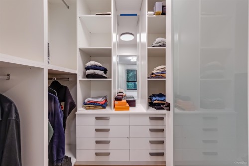 3200 Bosun Place, Coquitlam, BC - Indoor With Storage