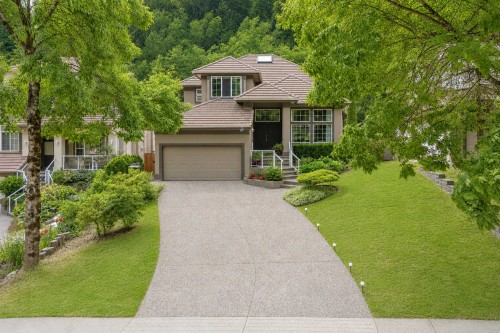 1818 Camelback Court, Coquitlam, BC 