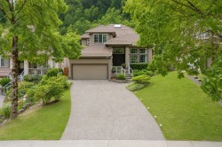 1818 Camelback Court  Coquitlam, BC V3E 3K4