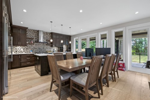 23376 124 Avenue, Maple Ridge, BC - Indoor Photo Showing Dining Room