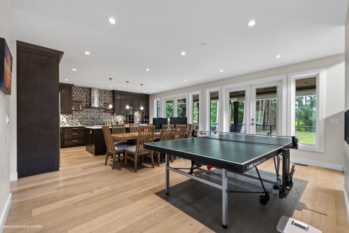 23376 124 Avenue, Maple Ridge, BC - Indoor