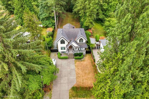 23376 124 Avenue, Maple Ridge, BC - Outdoor