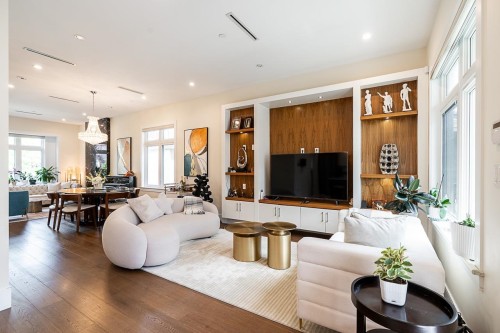 152 48Th Avenue W, Vancouver, BC - Indoor Photo Showing Living Room
