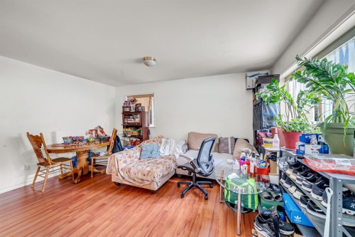 331 61St Avenue E, Vancouver, BC - Indoor Photo Showing Other Room