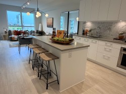 403-110 17th Street ENorth Vancouver, BC V7L 0K4