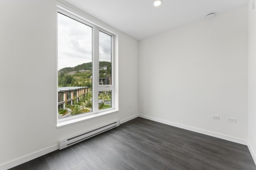 421-1500 Scott Crescent, Squamish, BC - Indoor Photo Showing Other Room