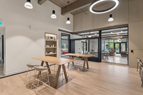 421-1500 Scott Crescent, Squamish, BC - Indoor