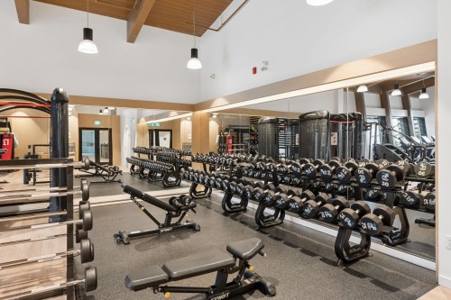 421-1500 Scott Crescent, Squamish, BC - Indoor Photo Showing Gym Room
