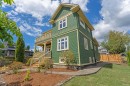 848 6Th Street E, North Vancouver, BC 