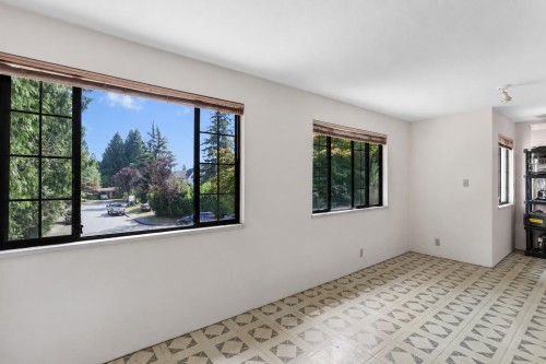 12229 Forest Place, Maple Ridge, BC - Indoor