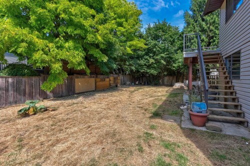 12229 Forest Place, Maple Ridge, BC - Outdoor