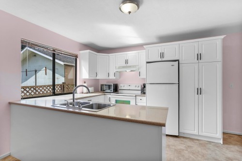 12229 Forest Place, Maple Ridge, BC - Indoor Photo Showing Kitchen With Double Sink