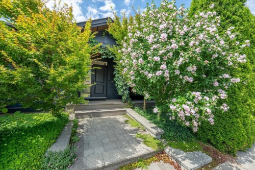 2985 Strangway Place, Squamish, BC - Outdoor