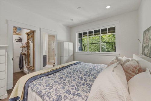 2985 Strangway Place, Squamish, BC - Indoor Photo Showing Bedroom