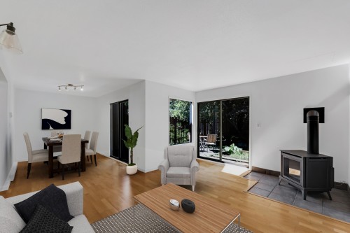 2985 Strangway Place, Squamish, BC - Indoor Photo Showing Living Room