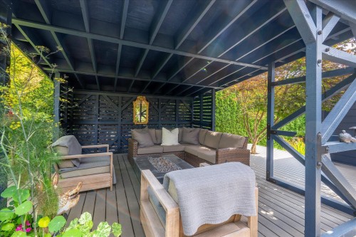 2985 Strangway Place, Squamish, BC - Outdoor With Deck Patio Veranda